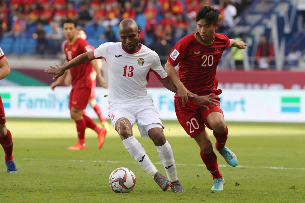 Tuyển Việt Nam vào tứ kết Asian Cup: Ăn may hay đẳng cấp? Ảnh 2