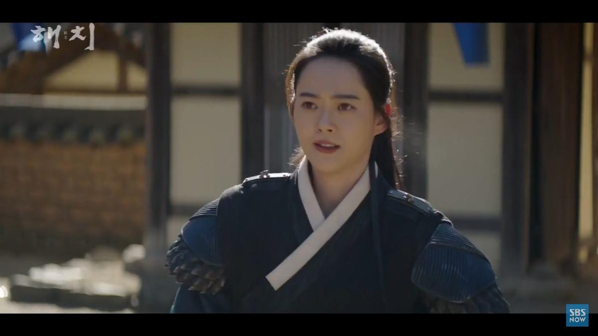 Teaser 'Haechi': Hoàng tử Jung Il Woo, cuộc gặp gỡ đầu tiên với Go Ara và Kwon Yul Ảnh 14