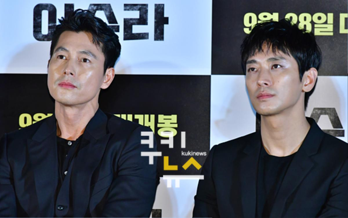 Khi dàn sao 'Thử thách thần chết' đều thân với Jung Woo Sung, Joo Ji Hoon thú nhận: 'Tôi muốn được như anh ấy' Ảnh 5