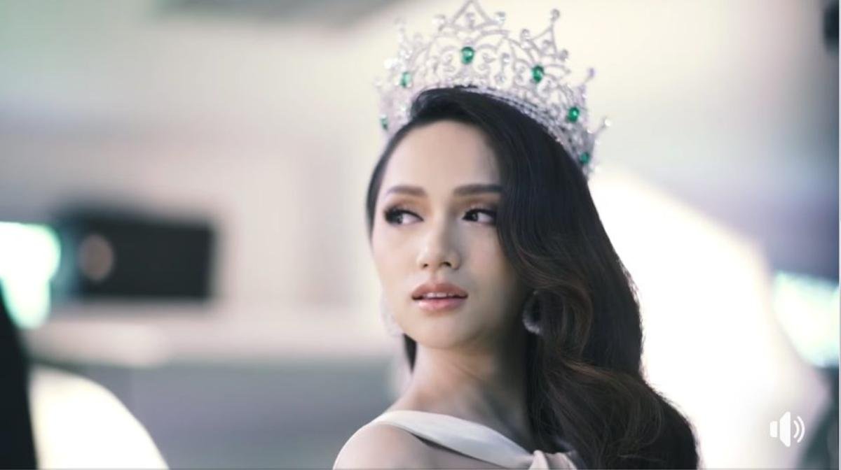 CLIP: Hương Giang ‘kể chuyện’ bằng Tiếng Anh, kêu gọi thí sinh quốc tế tham dự Miss International Queen 2019 Ảnh 4