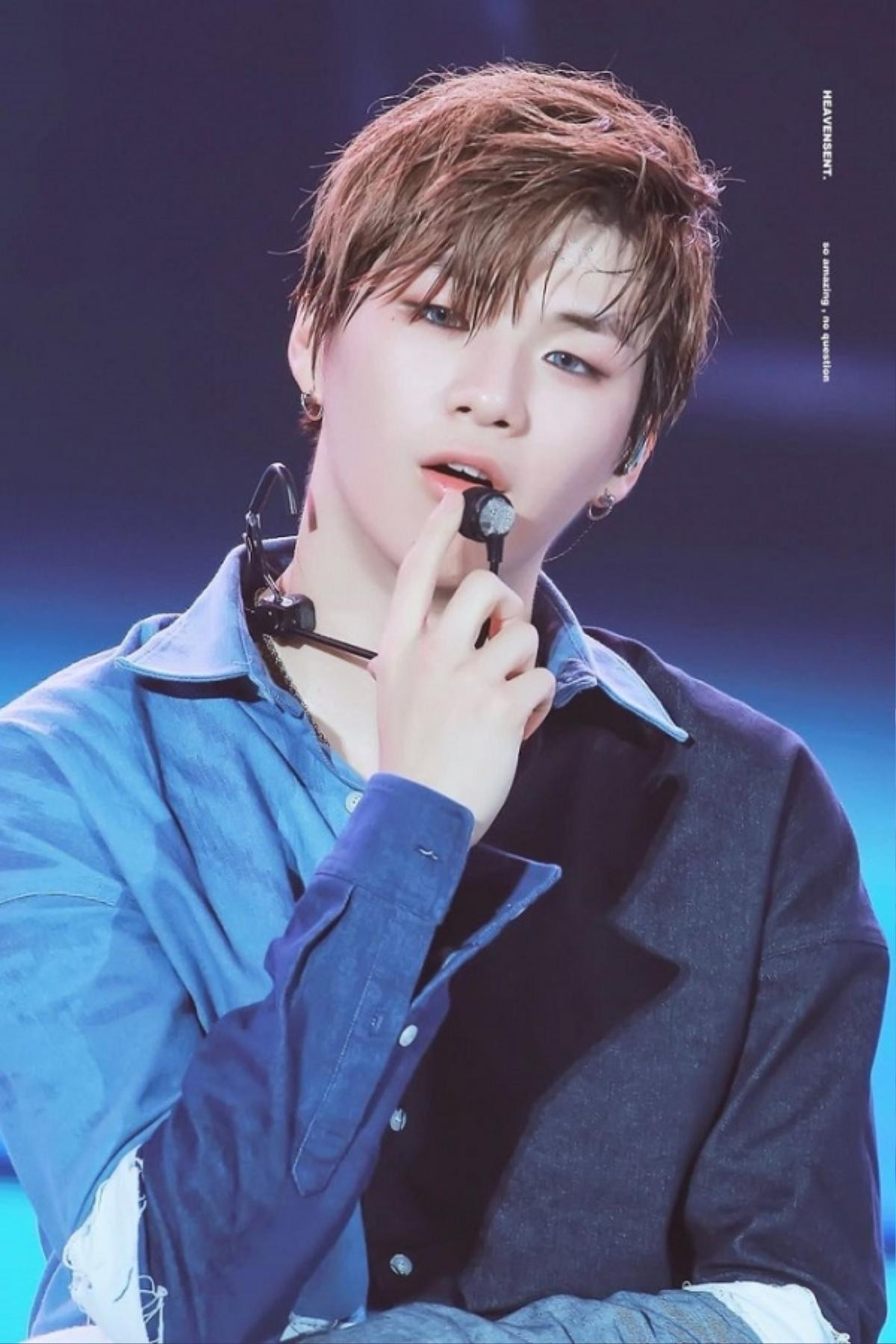 Fan mất ngủ vì sân khấu nóng bỏng của Kang Daniel tại concert WANNA ONE Ảnh 2