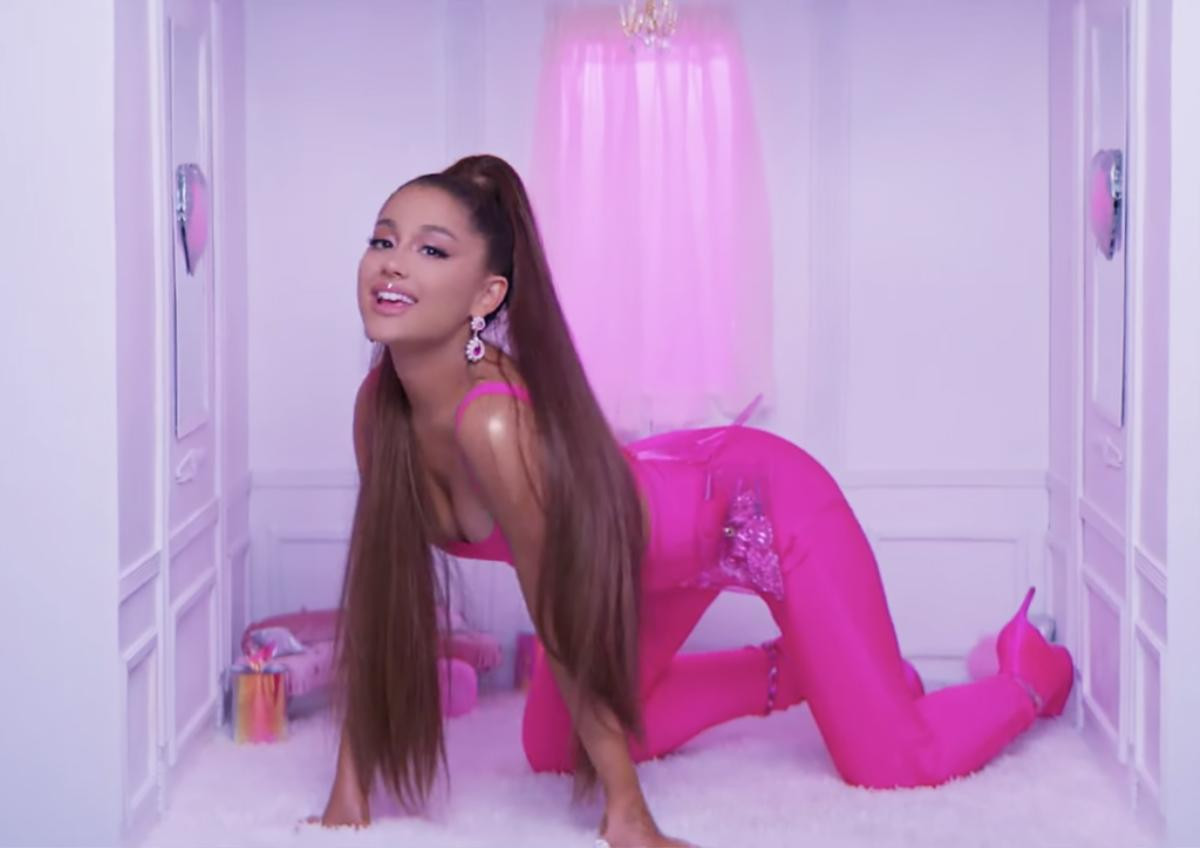 Thank U Next vẫn chưa lên kệ, Ariana Grande đã… ngấp nghé về một album mới Ảnh 3