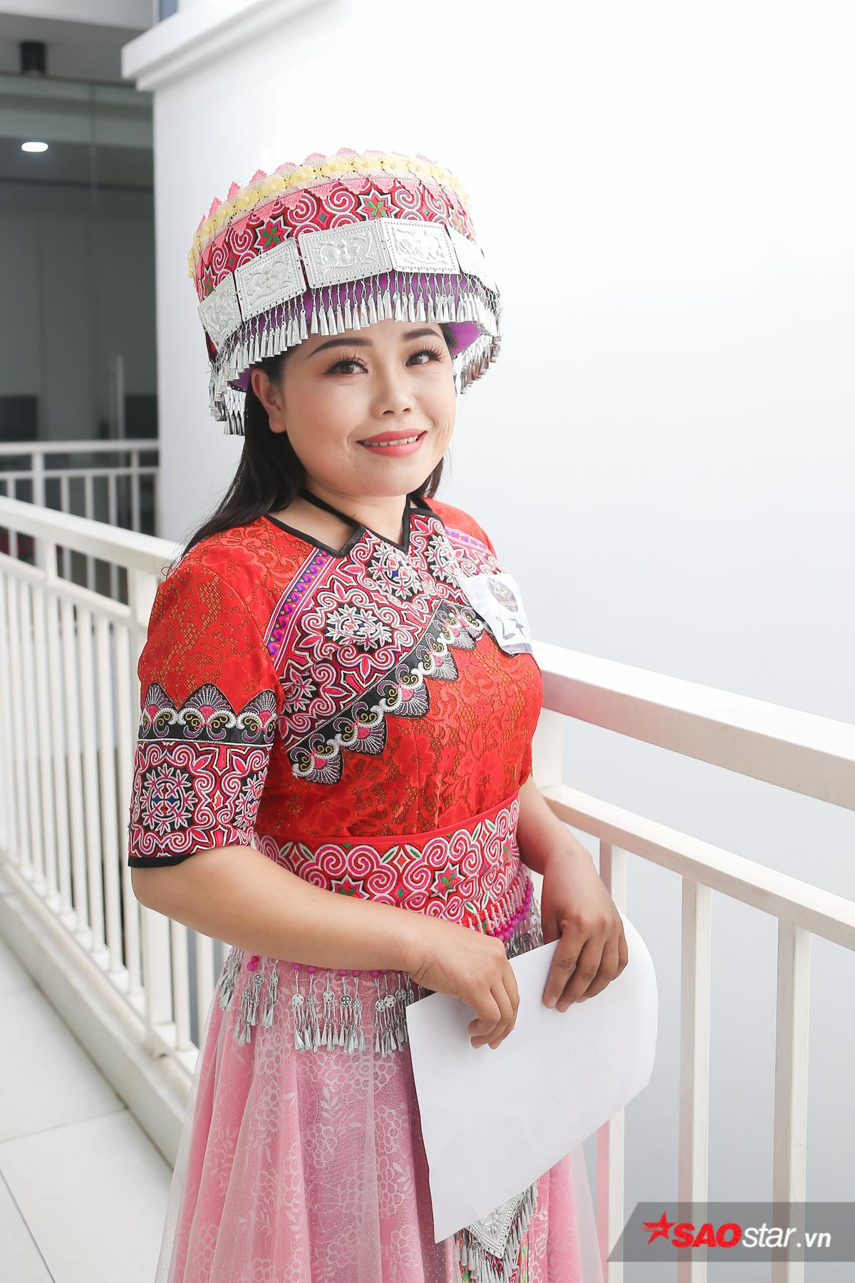 Thần tượng Bolero mùa 4: 'Biệt đội áo dài' mang hương Tết đến vòng tuyển sinh TP.HCM Ảnh 8