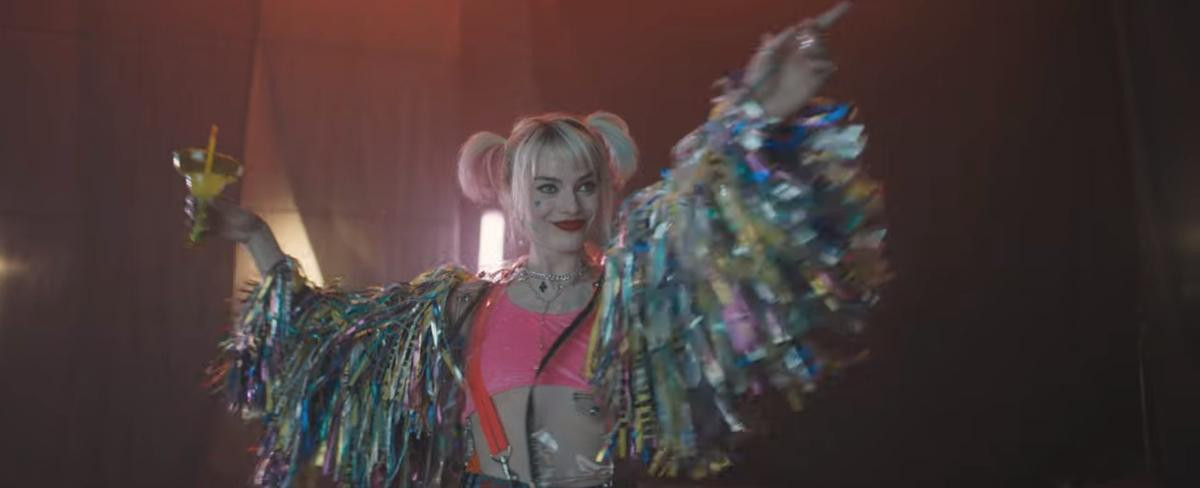 Harley Quinn say xỉn, cười phớ lớ trong teaser đầu tiên của ‘Birds of Prey’ Ảnh 13