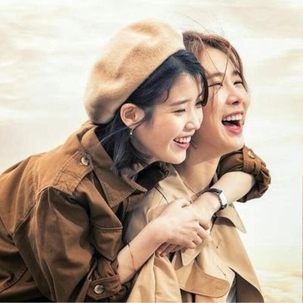 Yoo In Na thích nhất vai diễn Sunny trong 'Goblin' và nói gì về mối quan hệ với người bạn thân nhất - IU? Ảnh 6