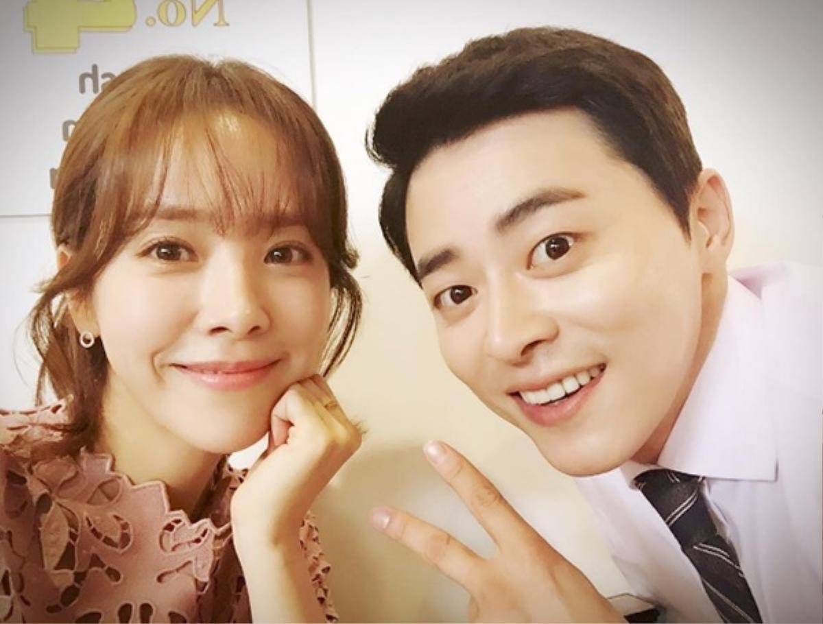 Khen ngợi chưa đủ, Jo Jung Suk còn tiết lộ: 'Tôi rơi nước mắt khi Han Ji Min khóc và có nhiều tình cảm với em ấy' Ảnh 7