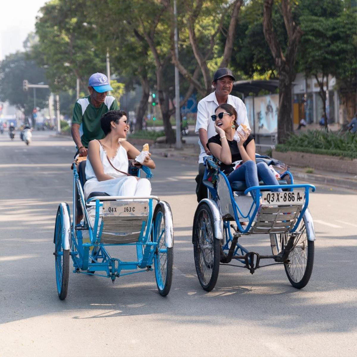 Hé lộ món quà 'khủng' đầy nam tính mà 'Hoa hậu đẹp nhất' H'Hen Niê tự thưởng sau 1 năm đại thắng Ảnh 4