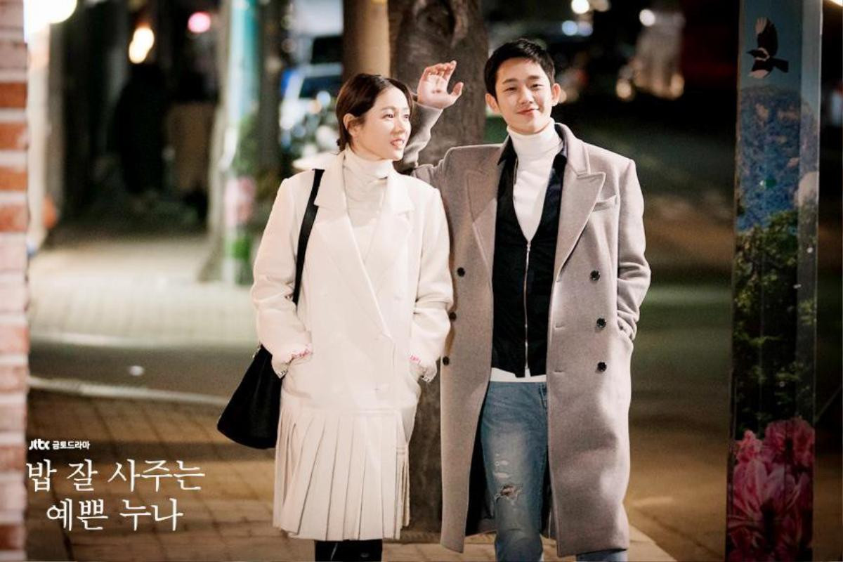 Khán giả Hàn nói gì khi Han Ji Min - Jung Hae In đóng phim của đạo diễn 'Chị đẹp mua cơm ngon cho tôi'? Ảnh 1