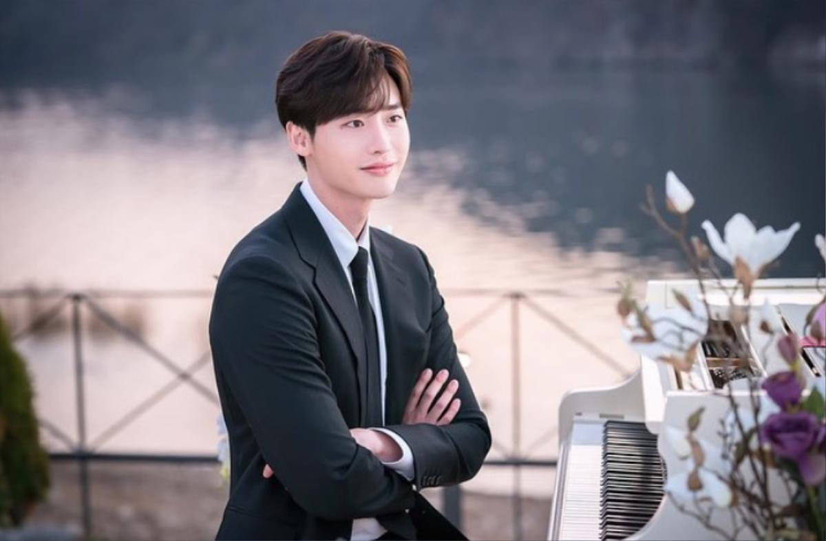 'Phụ lục tình yêu': Lee Na Young là lọ lem chính hiệu - Lee Jong Suk hóa soái ca, chơi piano trong trời lạnh thấu xương Ảnh 28