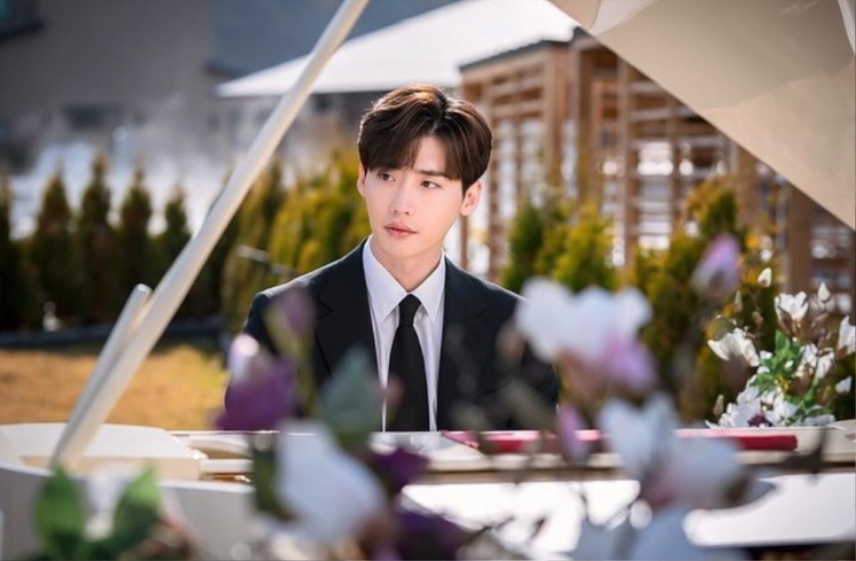 'Phụ lục tình yêu': Lee Na Young là lọ lem chính hiệu - Lee Jong Suk hóa soái ca, chơi piano trong trời lạnh thấu xương Ảnh 27