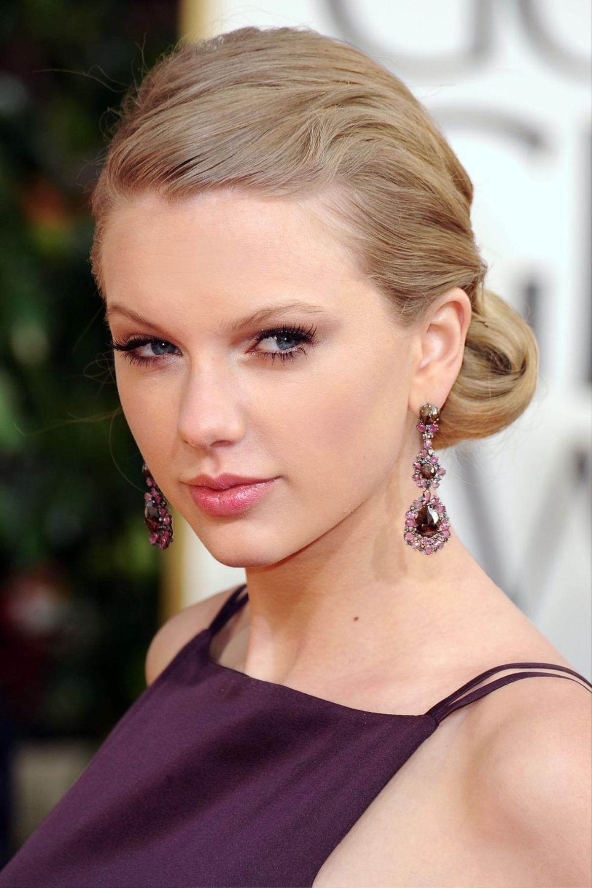 Tròn mắt với màn thay da đổi thịt ngoạn mục của Taylor Swift từ hồi vào nghề đến nay Ảnh 21