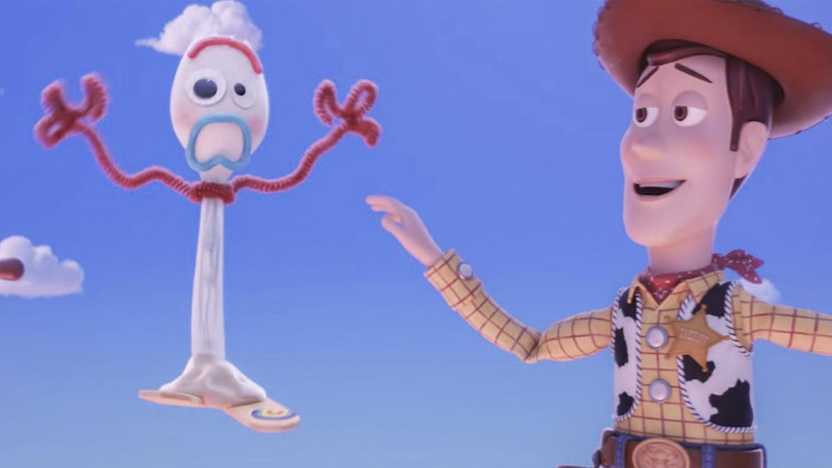 Disney 'chơi lớn' tung clip 'Toy Story 4' tại Super Bowl, The Rock nhá hàng poster chính thức cho 'Hobbs & Shaw' Ảnh 3