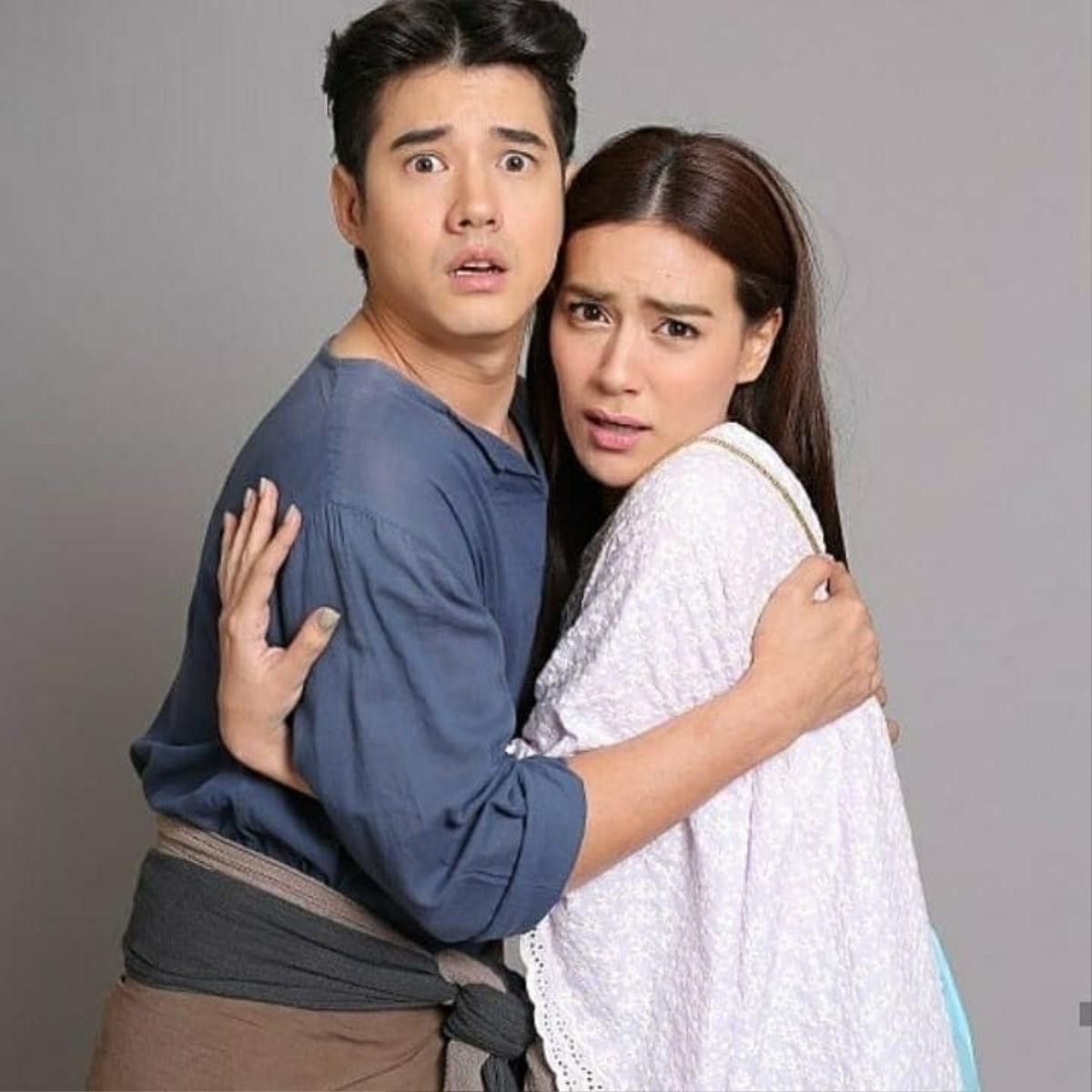 Tập 1 'Thong Ek Mor Yah Tah Chaloang' của Mario Maurer và Kimmy Kimberley lọt top trending, rating khả quan Ảnh 3