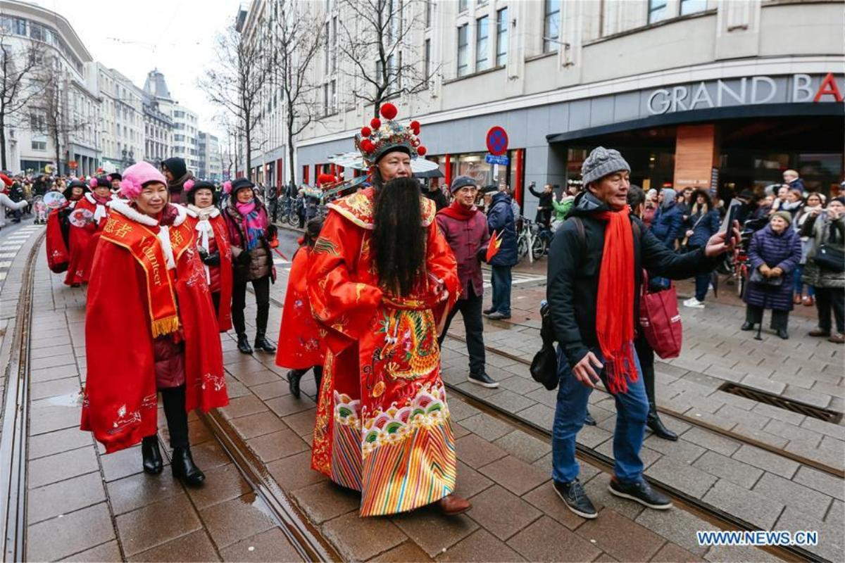 Thế giới lung linh, ngập tràn trong không khí chào đón Tết Kỷ Hợi 2019 Ảnh 14