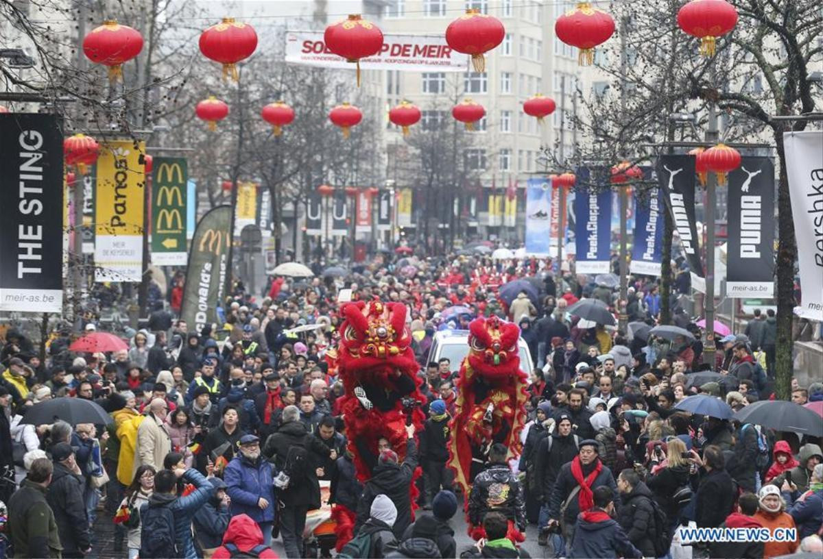 Thế giới lung linh, ngập tràn trong không khí chào đón Tết Kỷ Hợi 2019 Ảnh 10