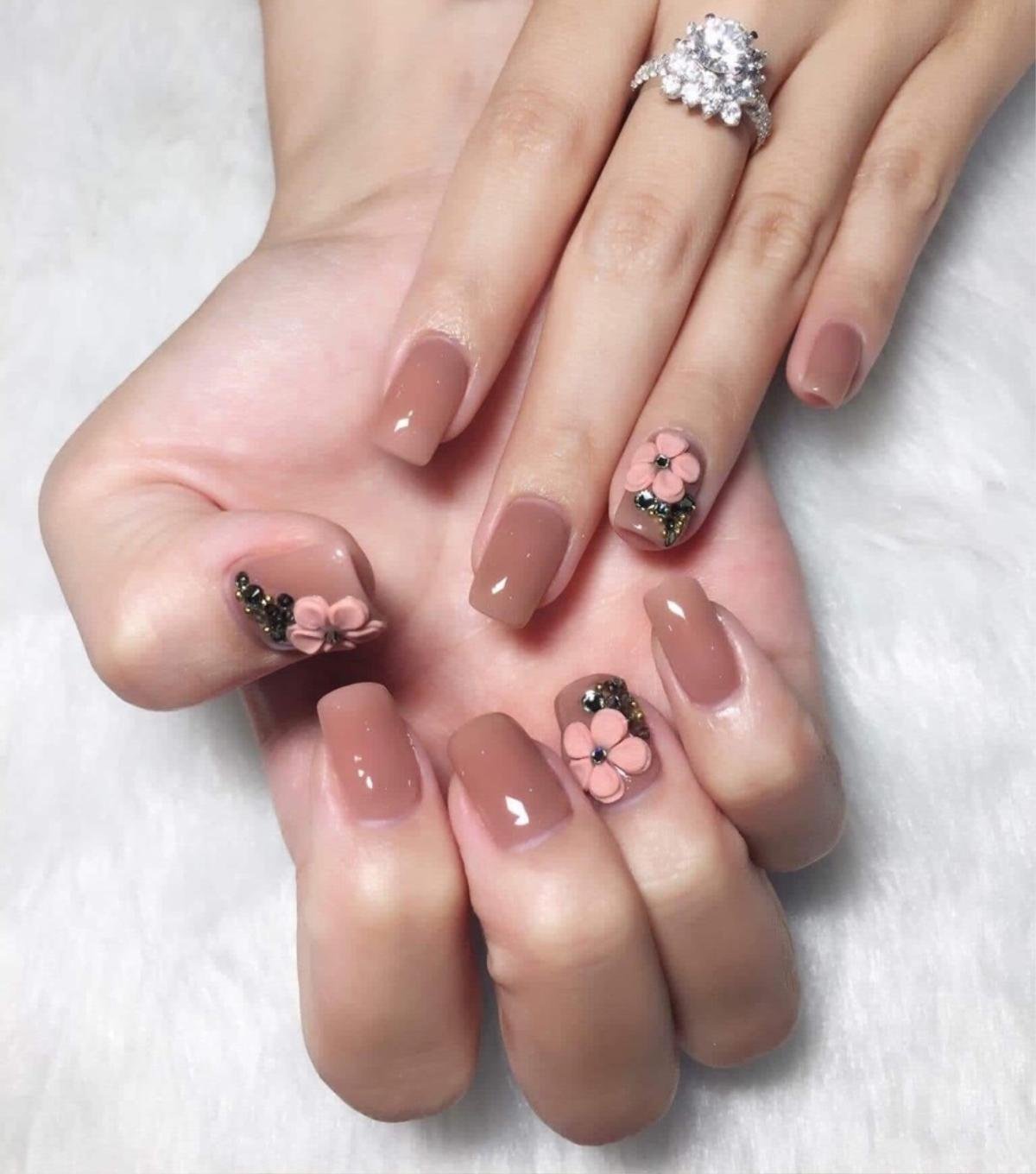 Chị em háo hức khoe nail sang chảnh đón Tết, 500 anh em vào bình luận: 'Thế này sao rửa bát đây' Ảnh 12