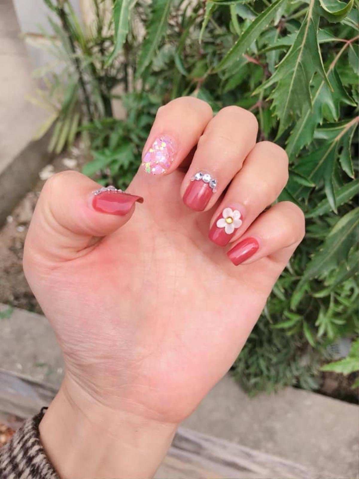 Chị em háo hức khoe nail sang chảnh đón Tết, 500 anh em vào bình luận: 'Thế này sao rửa bát đây' Ảnh 13