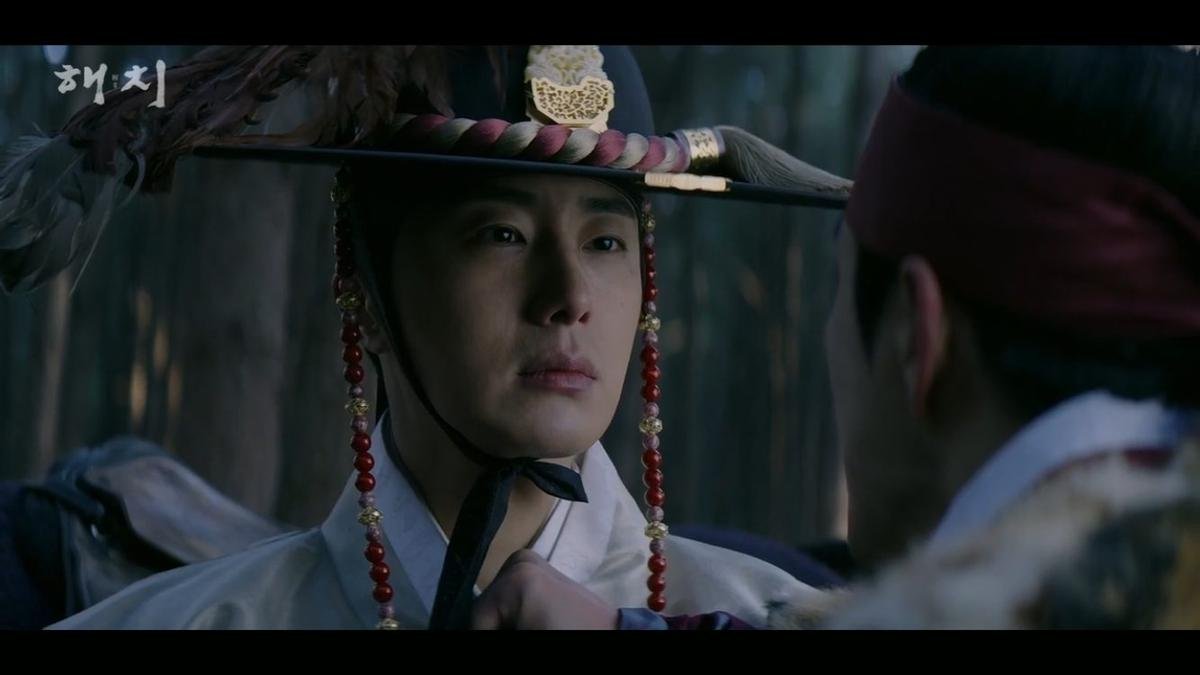 Tung teaser dài 20 giây, 'Haechi' cùng Go Ara, Jung Il Woo và Kwon Yul đứng đầu top tìm kiếm tại Hàn Ảnh 10