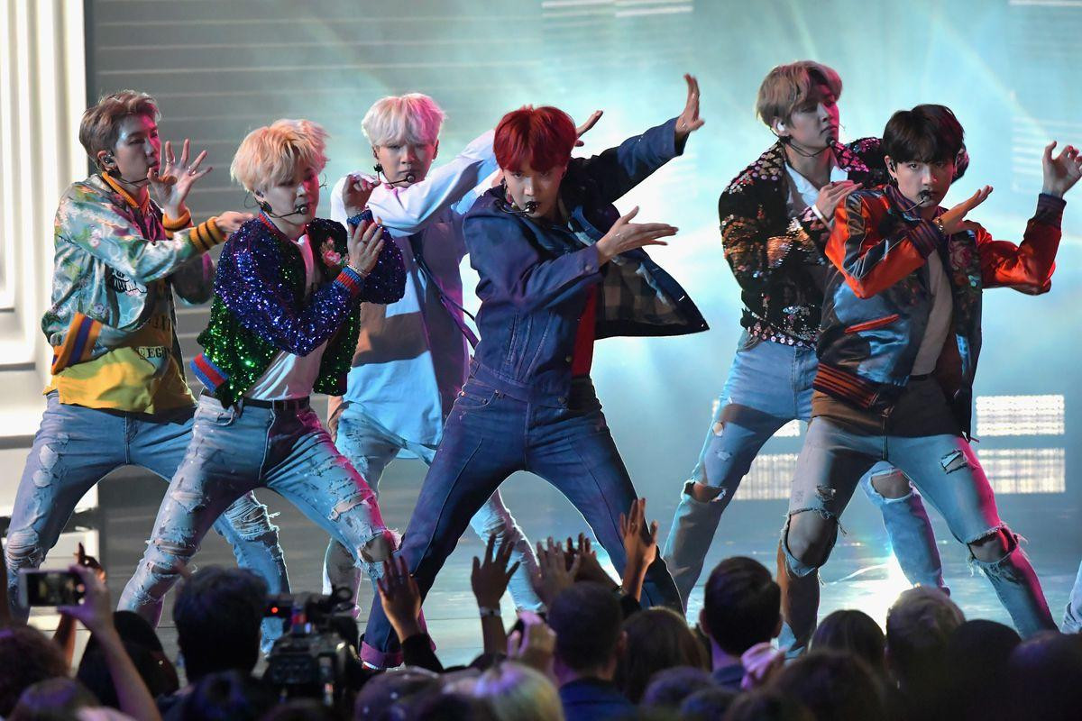 Thắc mắc BTS sẽ làm gì tại Grammy 2019: Câu trả lời có tại đây! Ảnh 2