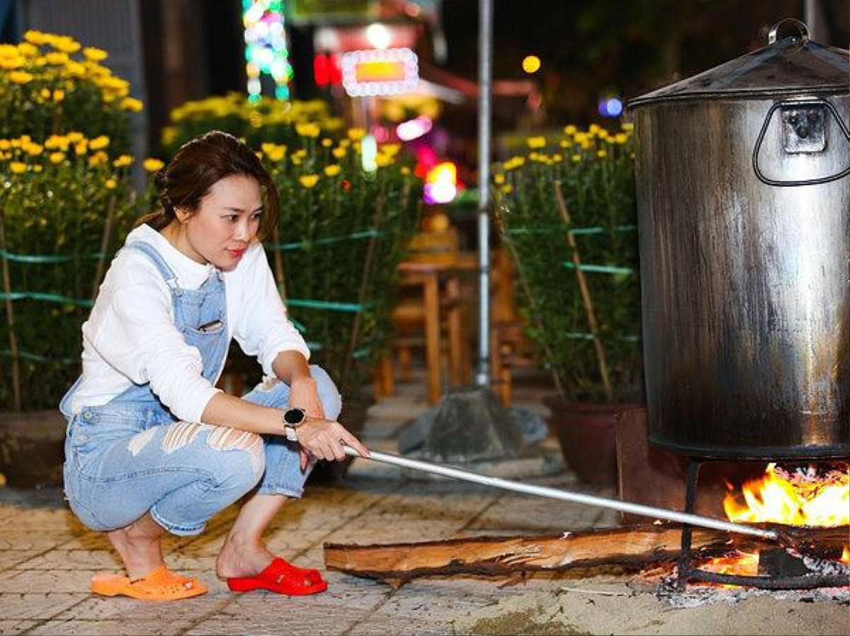 Chồng Tăng Thanh Hà diện lại áo dài từ 7 năm trước, H'Hen Niê 'đụng' phụ kiện cực 'lầy' cùng Mỹ Tâm Ảnh 6