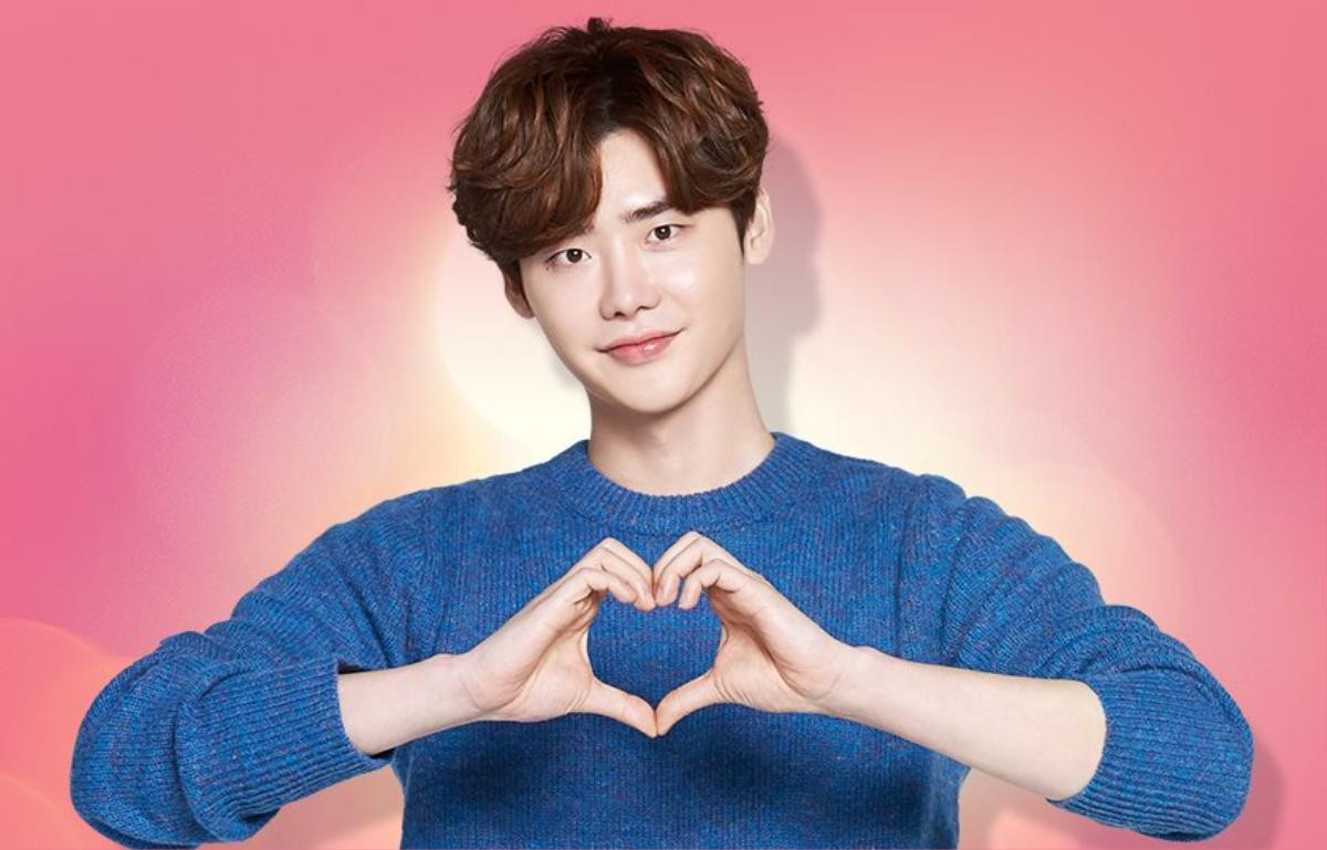 Ảnh hồi bé của Lee Jong Suk gây sốt - Bi (Rain) vẫn thích ăn một mình - Cha Eunwoo mặc hanbok tuyệt đẹp Ảnh 2