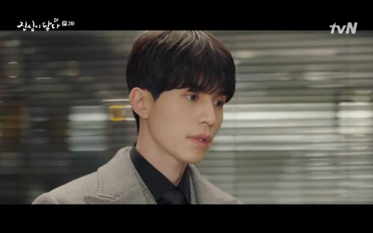 'Touch Your Heart' tập 2: Lee Dong Wook siêu lòng, đề nghị làm quen lại với Yoo In Na Ảnh 11