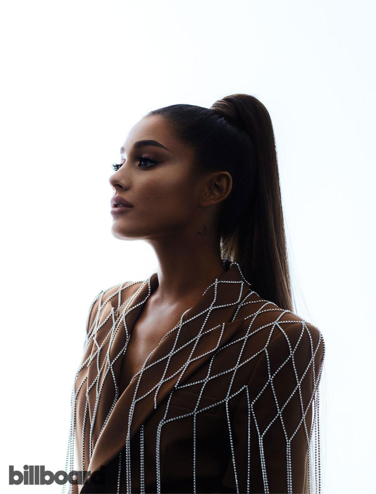 Vạch lối 2019 giúp sao Hollywood: Nhân vật số 2 - Ariana Grande Ảnh 9