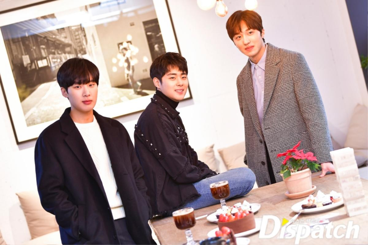 Dispatch phát hành bộ ảnh đẹp như mơ của bộ ba mỹ nam 'SKY Castle': Chani (SF9), Kim Dong Hee và Jo Byung Gyu Ảnh 6