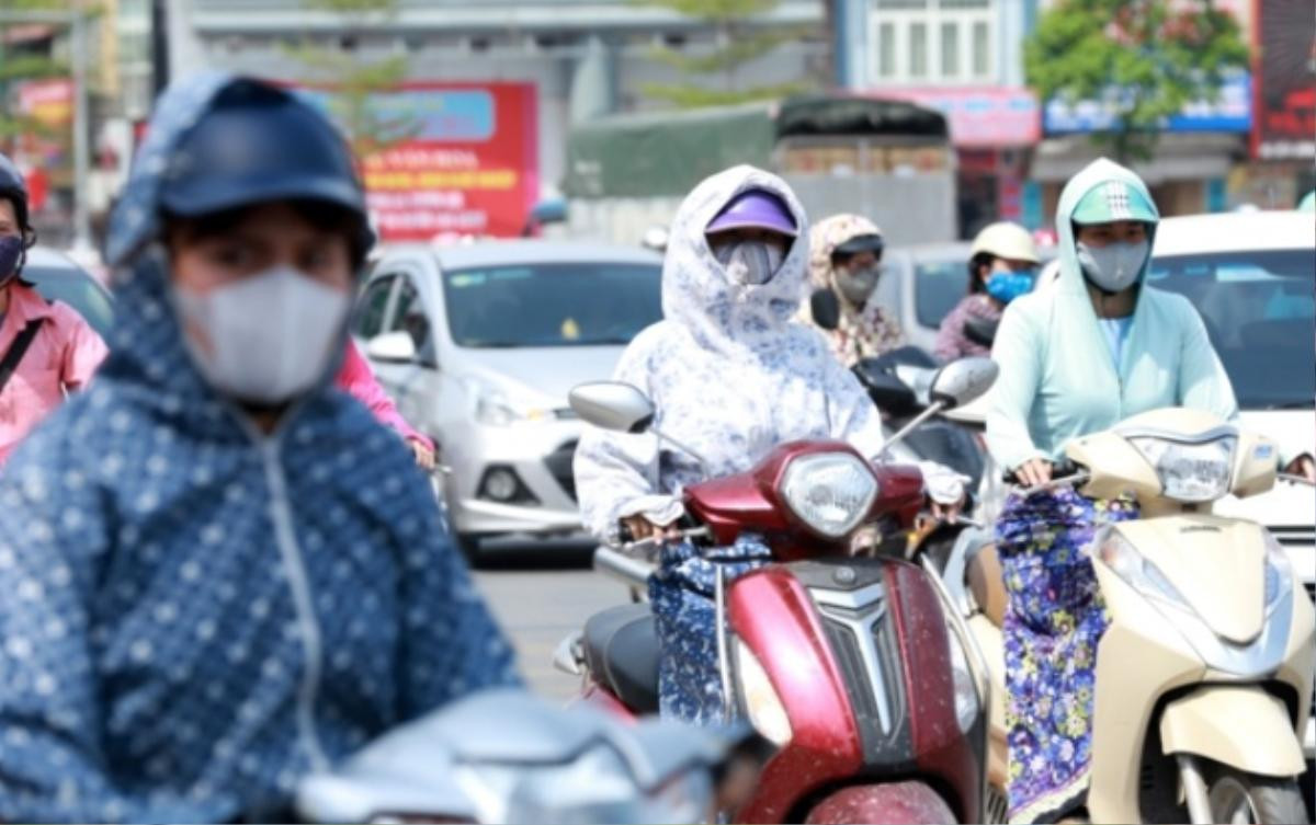 Chuyên gia khí tượng nói về Tết Kỷ Hợi nóng như mùa hè: ‘Năm nay thuộc dạng Tết hiếm trong quá khứ khi nền nhiệt cao’ Ảnh 1