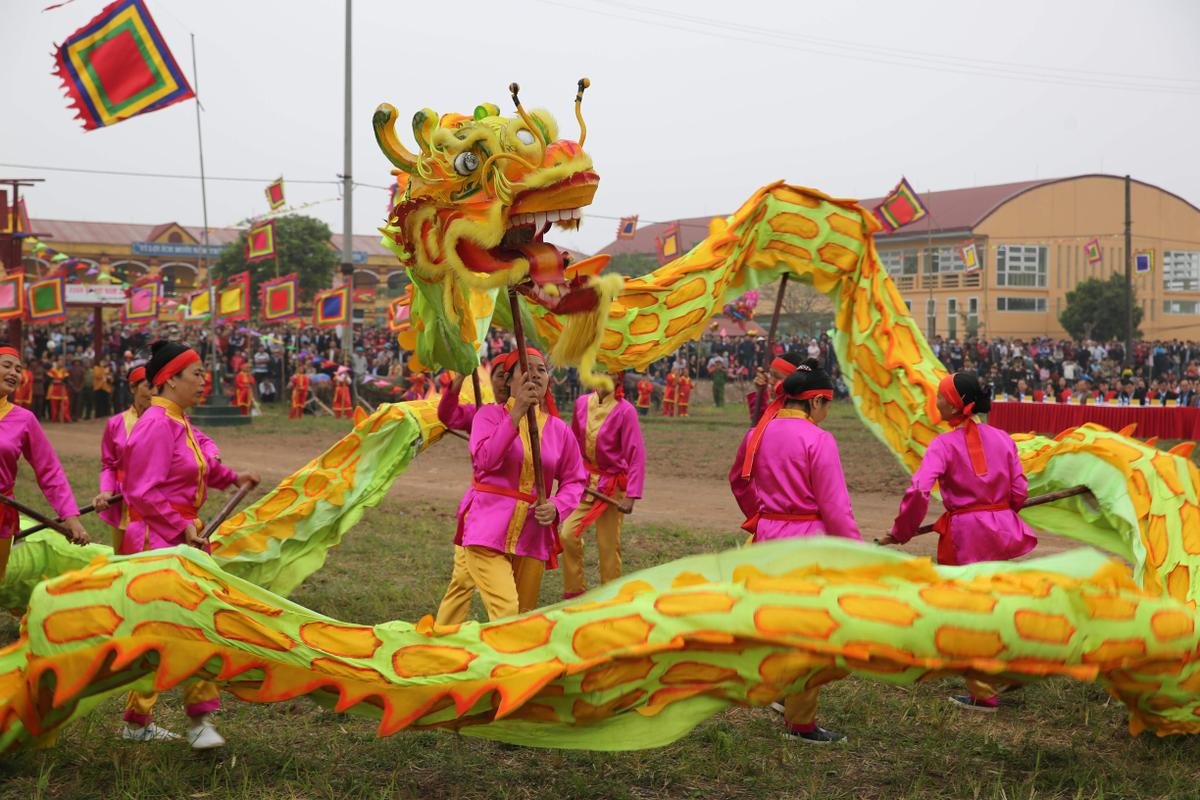 Phó Thủ tướng thường trực Trương Hòa Bình xuống đồng đi cày tại lễ hội Tịch điền Ảnh 17