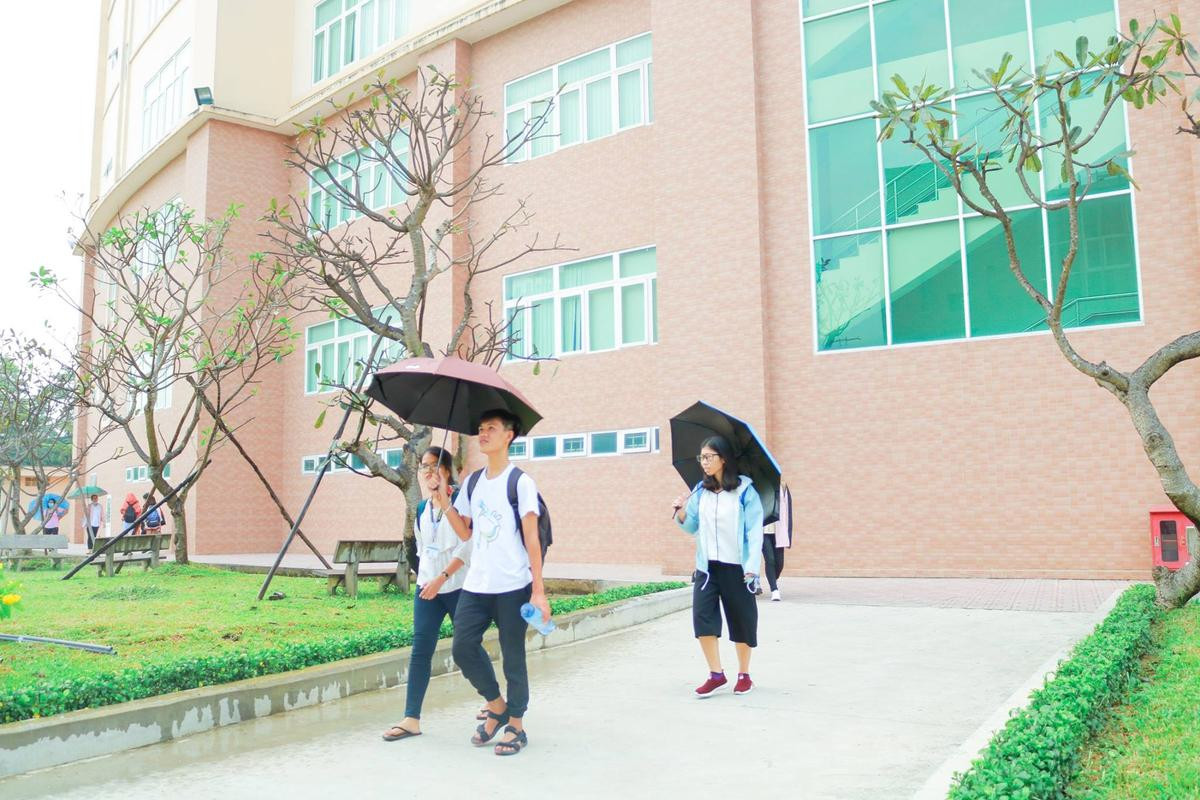 Ngất ngây với vẻ đẹp lung linh tựa trời Tây của cụm tòa nhà mới tại Trường ĐH Khoa học Xã hội & Nhân văn TP.HCM Ảnh 19