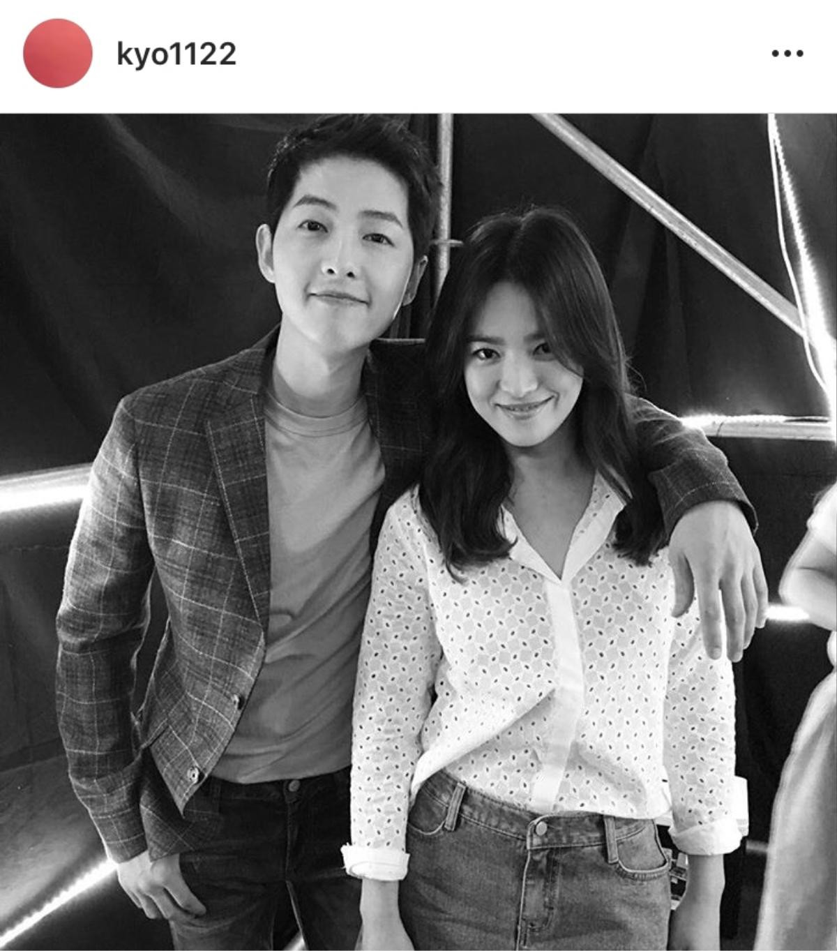 Sau kết hôn, Song Joong Ki - Song Hye Kyo yêu thương, ủng hộ và dành lời mật ngọt cho nhau thế này, làm sao ly hôn được chứ? Ảnh 4