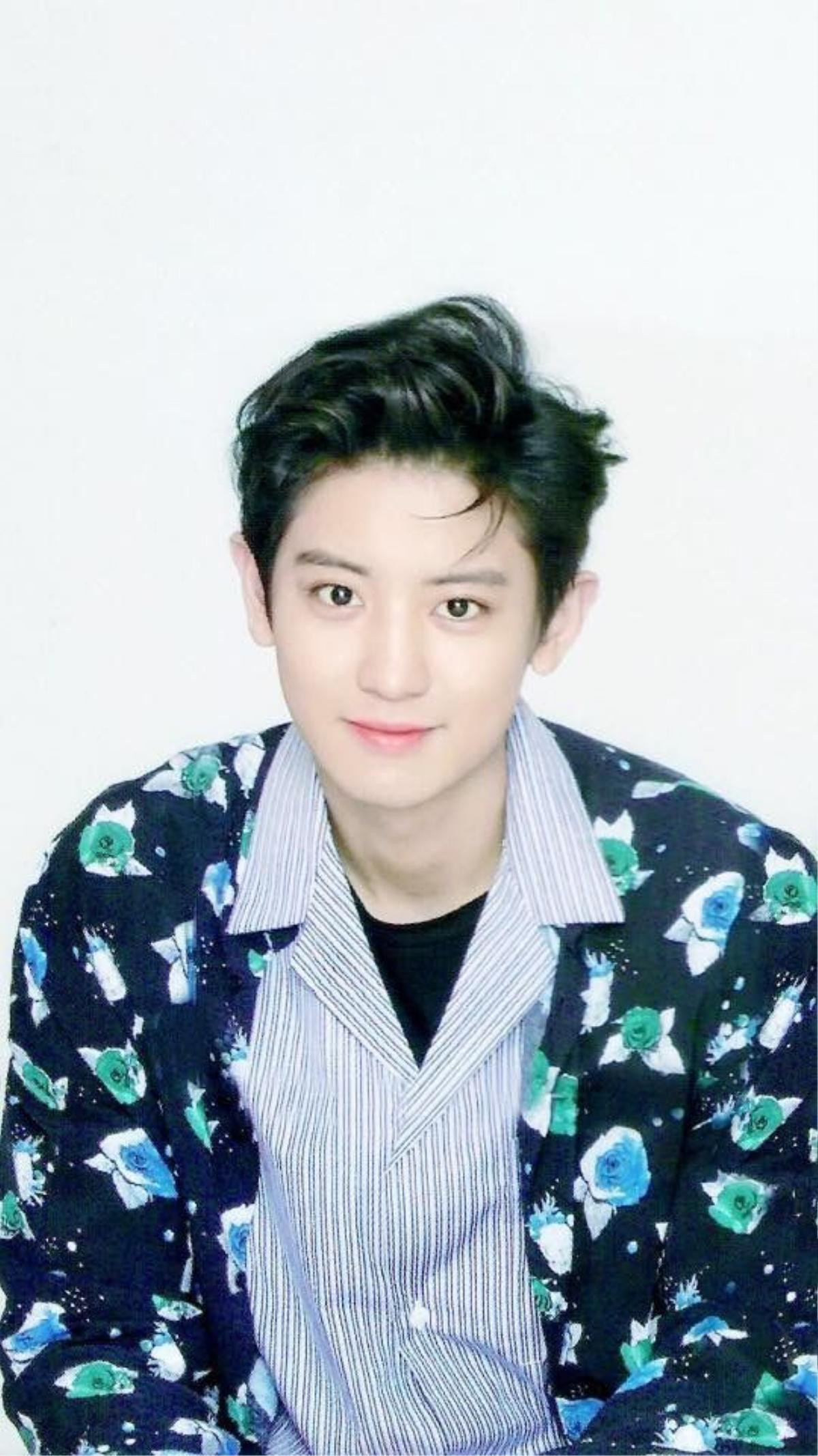 Chanyeol (EXO) lập kỉ lục mới trên Instagram, thổ lộ tình yêu với 'người phụ nữ' may mắn này Ảnh 1