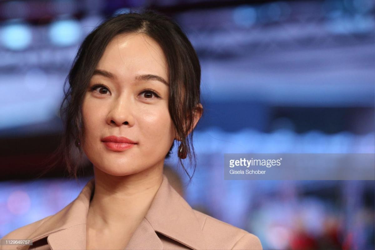 Thảm đỏ 'Berlinale 2019': Vương Nguyên đẹp tựa hoàng tử bé, Hoắc Tư Yến cổ vũ cho ông xã Đỗ Giang Ảnh 12