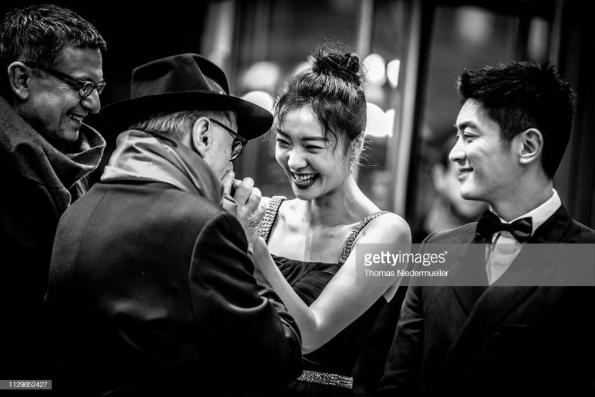 Thảm đỏ 'Berlinale 2019': Vương Nguyên đẹp tựa hoàng tử bé, Hoắc Tư Yến cổ vũ cho ông xã Đỗ Giang Ảnh 18