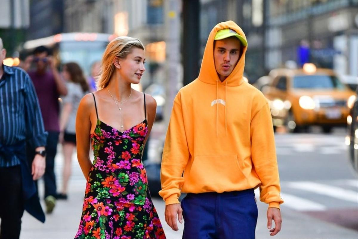 Hailey Baldwin nói về việc kết hôn với Justin Bieber: Bản thân đã từng phát hoảng! Ảnh 2