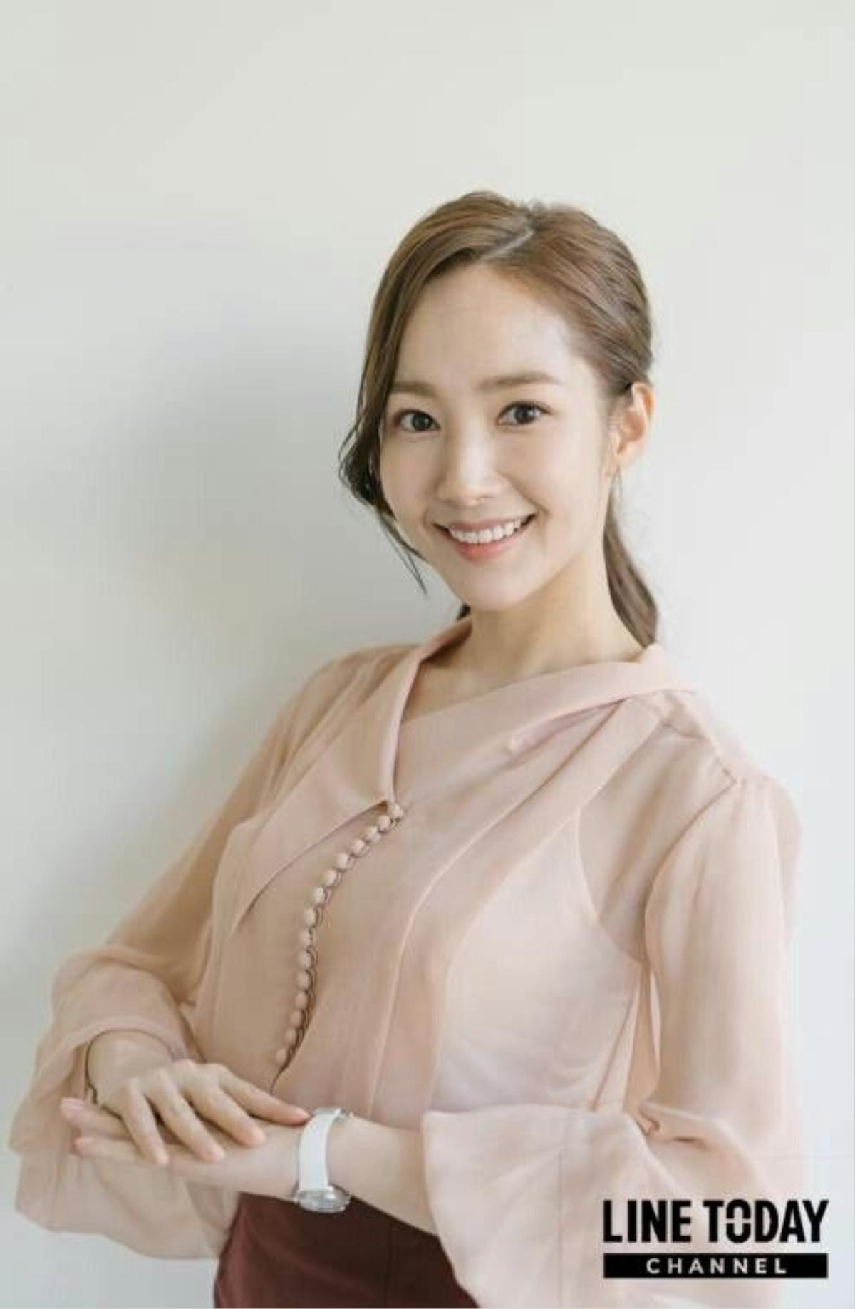 'Thư kí Kim' Park Min Young chia sẻ về phong cách thời trang của mình và gọi tên diễn viên muốn hợp tác cùng Ảnh 3