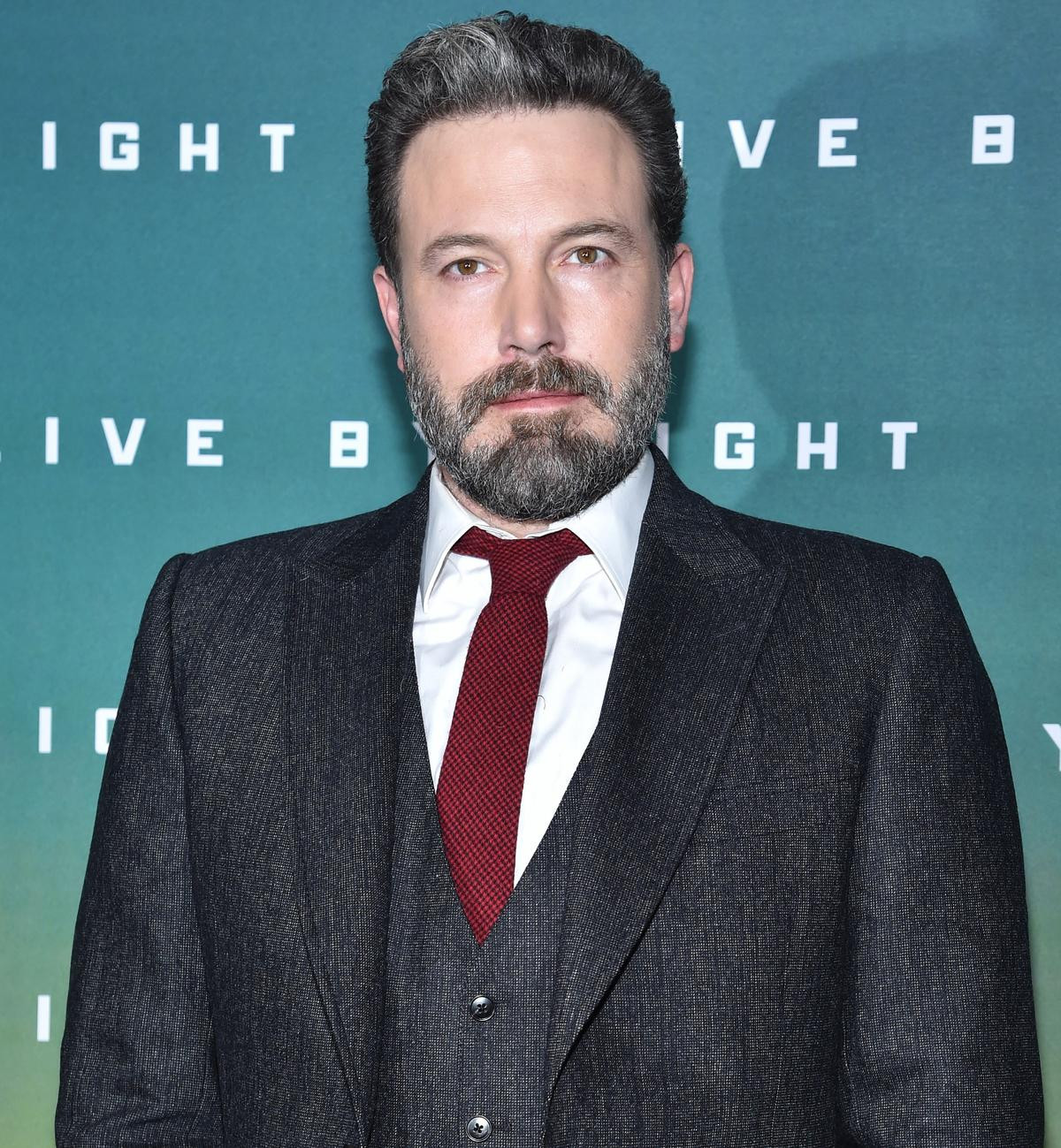 Ben Affleck chính thức tuyên bố ly do từ giã vai diễn thương hiệu - 'Batman' Ảnh 5