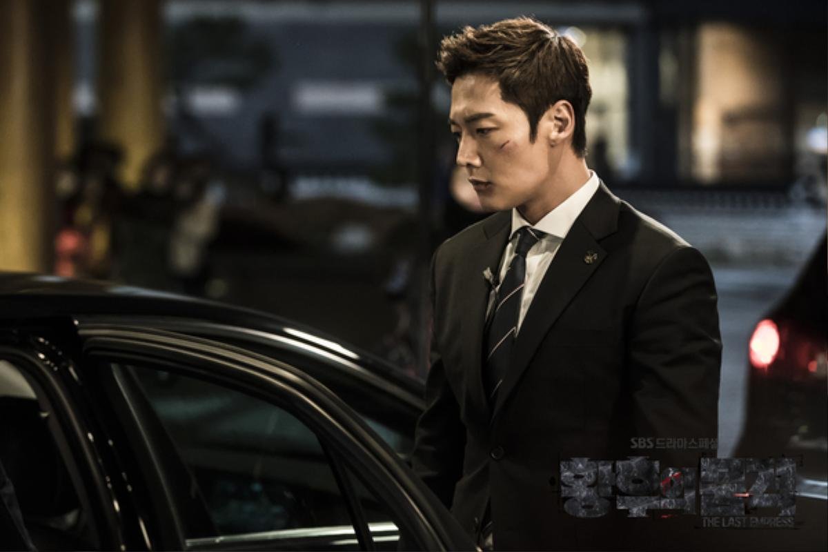 'Hoàng hậu cuối cùng': Tạm biệt Choi Jin Hyuk sau 24 tập phim, Yoon So Yi đã ra tay giết anh? Ảnh 44