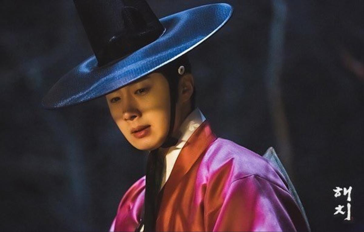 'Haechi': Jung Il Woo biết Go Ara là gái dù cải nam trang - Kịch bản mới lạ, không 'nhai đi nhai lại' như loạt drama cũ Ảnh 2