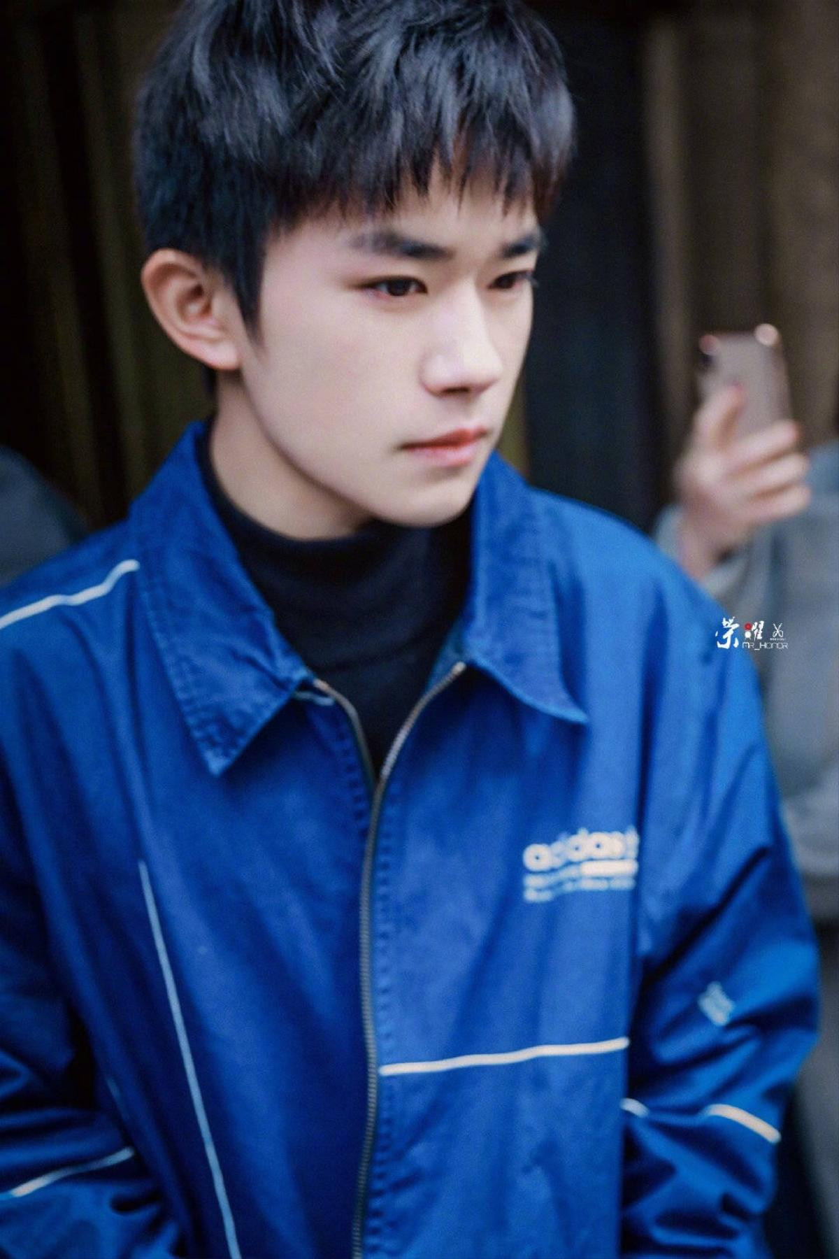 Gây 'nghiện' với bộ ảnh đẹp nao lòng, ba hoàng tử TFBOYS tạo nên cơn 'sốt' cộng đồng mạng Ảnh 21