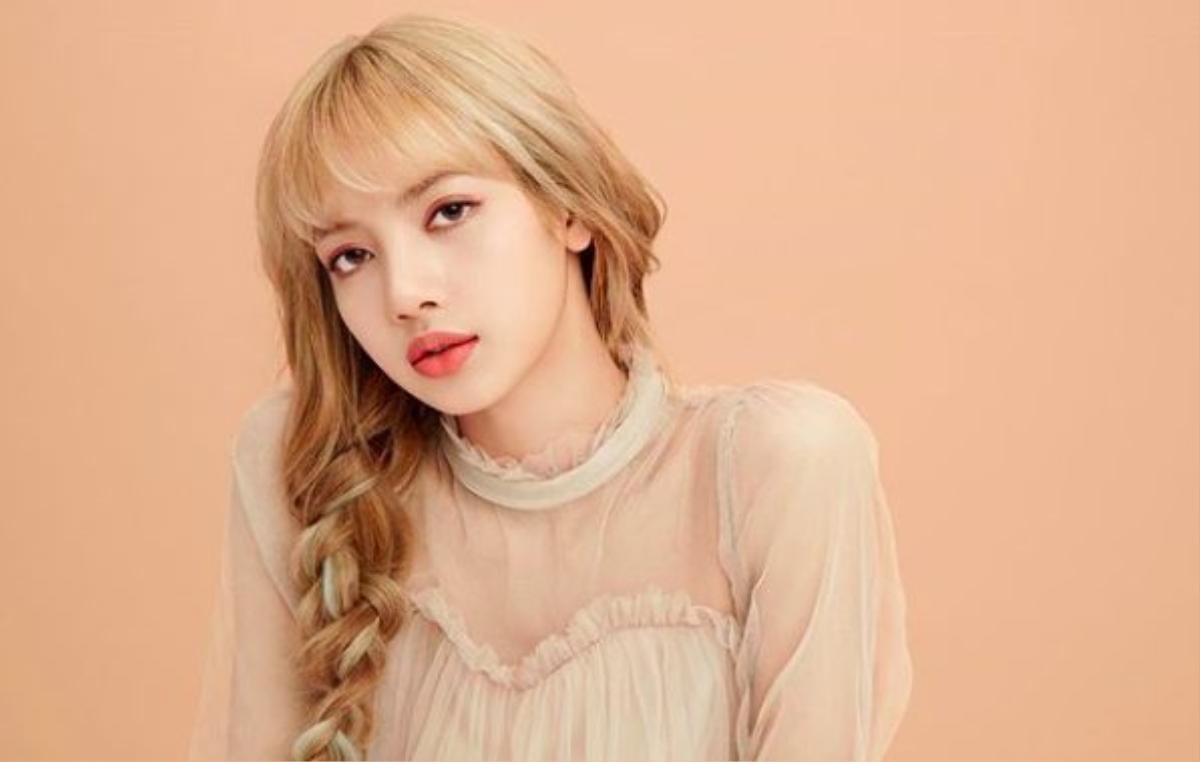 Lisa (Black Pink) - nhan sắc có khả năng 'thuần phục' mọi phong cách Ảnh 3