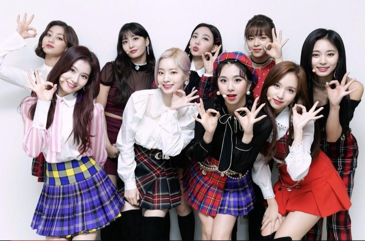 Tạm quên lứa tân binh đi, những 'nữ thần' Twice đã sẵn sàng trở lại đường đua KPop rồi đây! Ảnh 1