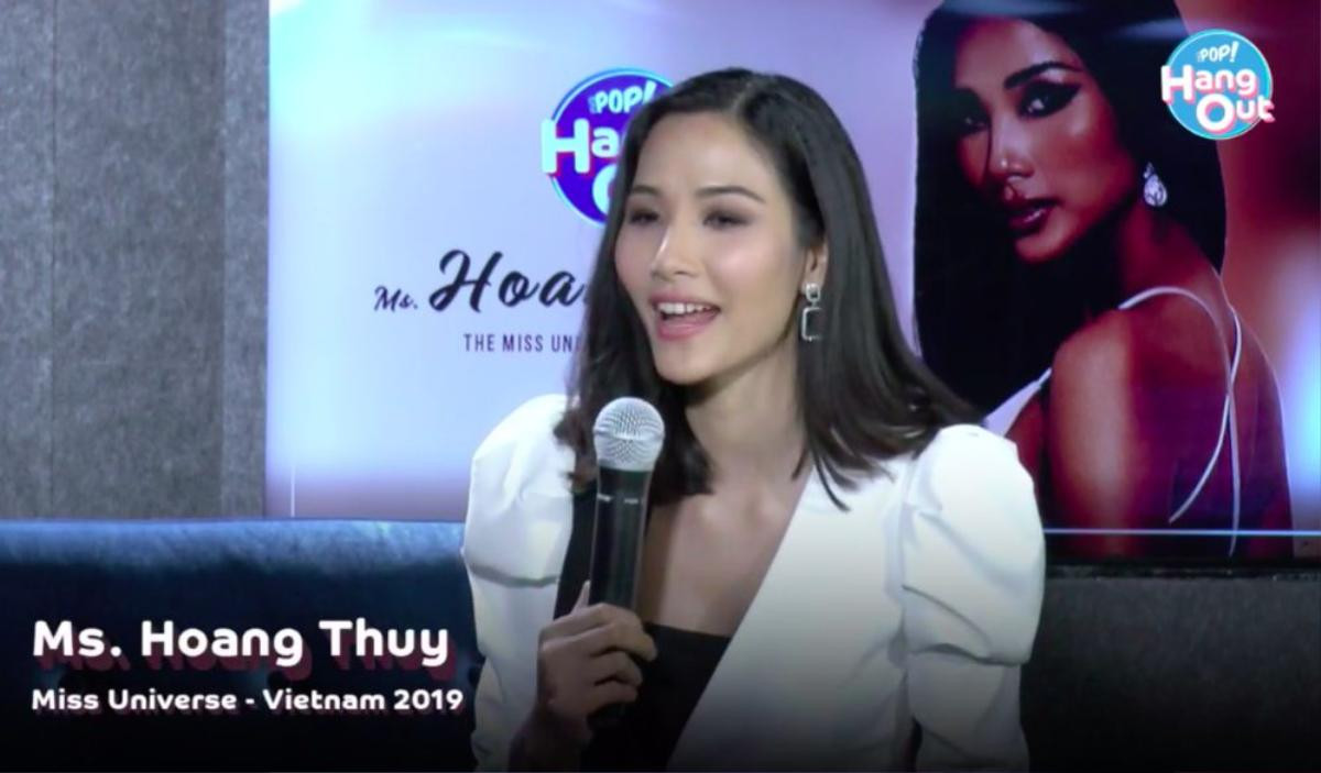 Hoàng Thuỳ trả lời phỏng vấn talkshow bằng tiếng Anh tại Philippines: Tự tin, hoàn hảo và tỏa sáng! Ảnh 5