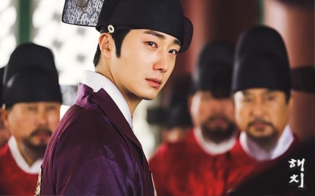 'Haechi' tập 4: Hoàng tử Jung Il Woo tự hủy hoại bản thân, khóc lóc thảm thiết Ảnh 11