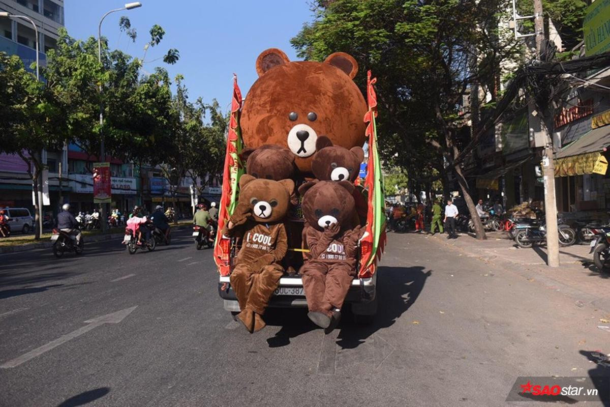 Hàng ngàn người Sài Gòn hào hứng đổ về phố người Hoa mừng Tết Nguyên tiêu Ảnh 6