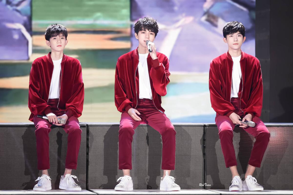 TFBOYS, Tần Lam, Trương Nghệ Hưng cùng La Vân Hi hâm nóng sân khấu 'Tết Nguyên Tiêu CCTV 2019' Ảnh 2