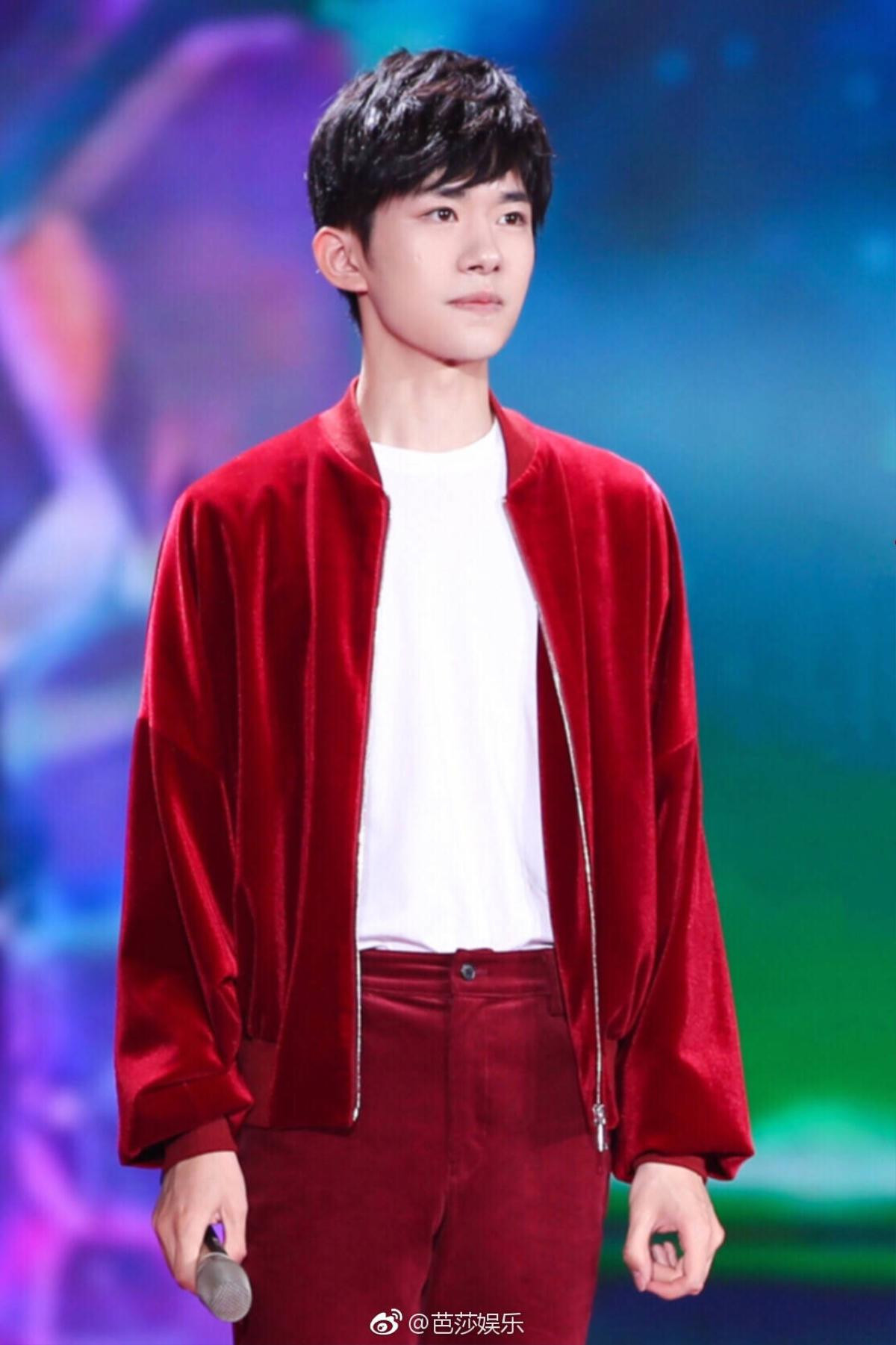 TFBOYS, Tần Lam, Trương Nghệ Hưng cùng La Vân Hi hâm nóng sân khấu 'Tết Nguyên Tiêu CCTV 2019' Ảnh 5