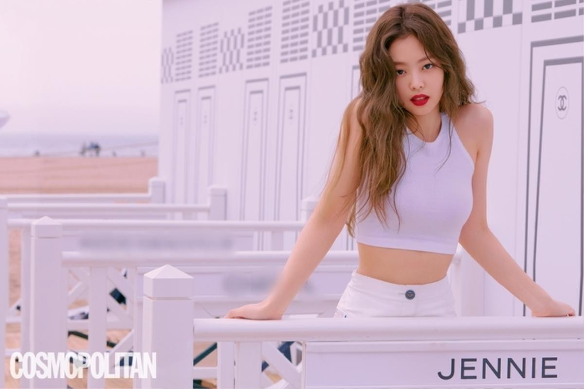 Những lần Jennie (Black Pink) xuất hiện trên tạp chí: Là vẻ đẹp nữ thần hay quá già dặn? Ảnh 12