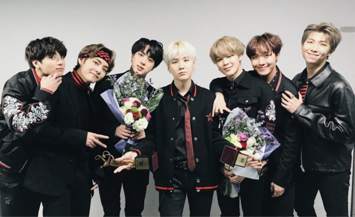 BTS: Em út Jungkook bị các anh chụp ảnh lén khi ngủ, nhưng phản ứng của netizen Hàn mới là điều gây bất ngờ Ảnh 10